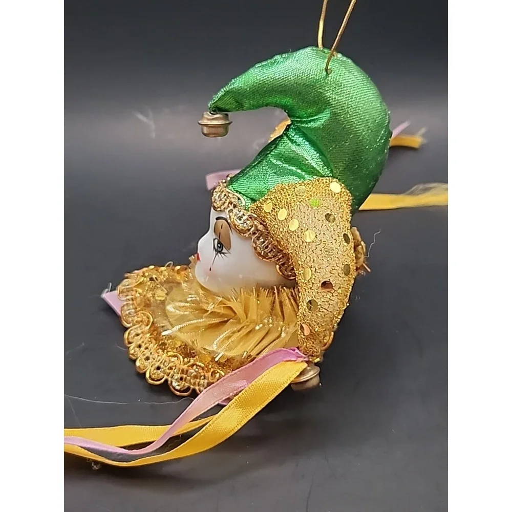 Jester Harlequin Clown Head Gold & Green Hand Painted Porcelain‎ Ornament/Magnet
